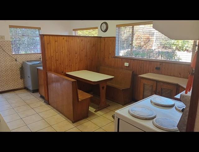 3 BEDROOM HOUSE FOR SALE IN KENSINGTON B